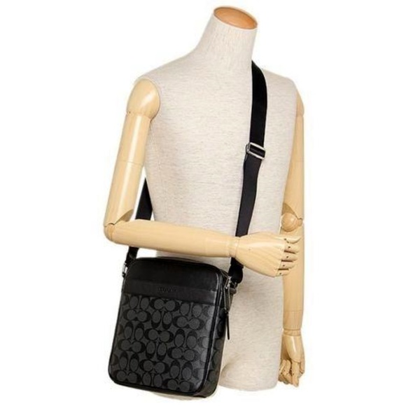 Coach Charles Flight Bag - Picture 2 of 8